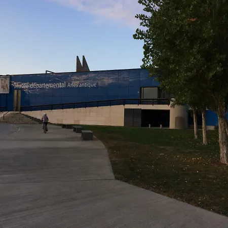 La Maison De Lara *